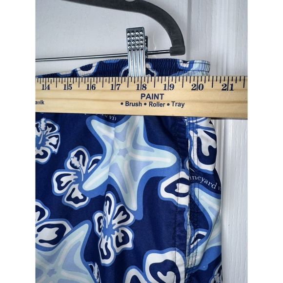 Vineyard Vines Swim Trunks XL Blue Floral Lined Stretch Board Shorts‎ Hawaiian - Picture 4 of 6